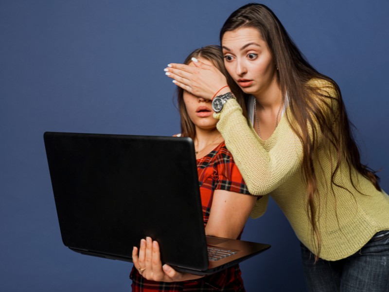 denúncia conteúdo internet